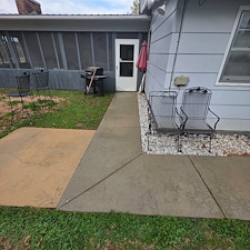 Carport-and-sidewalk-cleaning-in-Lafayette 0