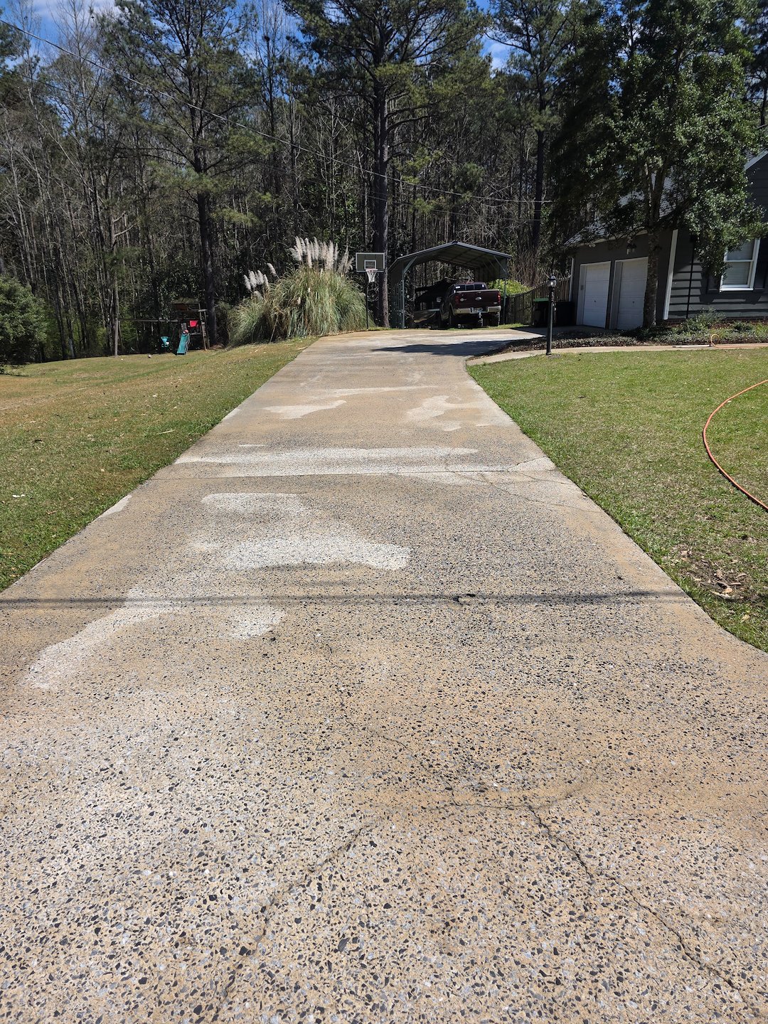Driveway cleaning in Alexander city Al