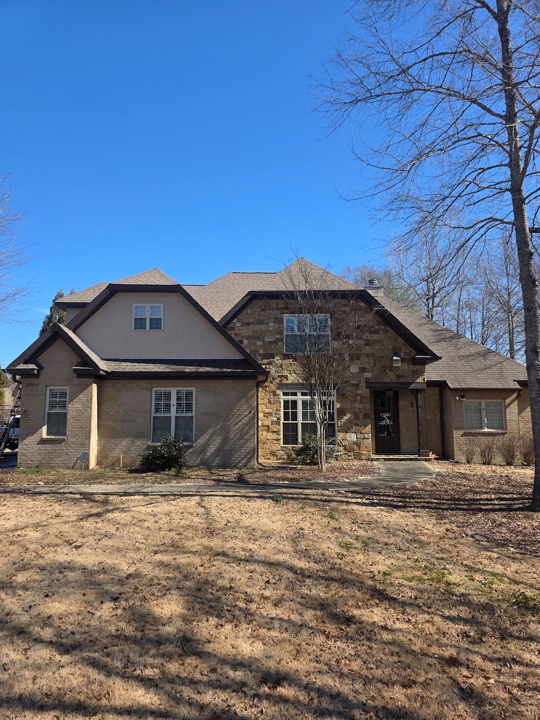 Roof wash in Auburn Alabama 